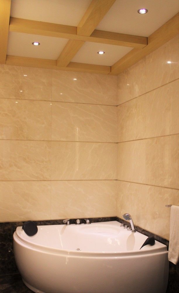 Lahoya Verdun 4*